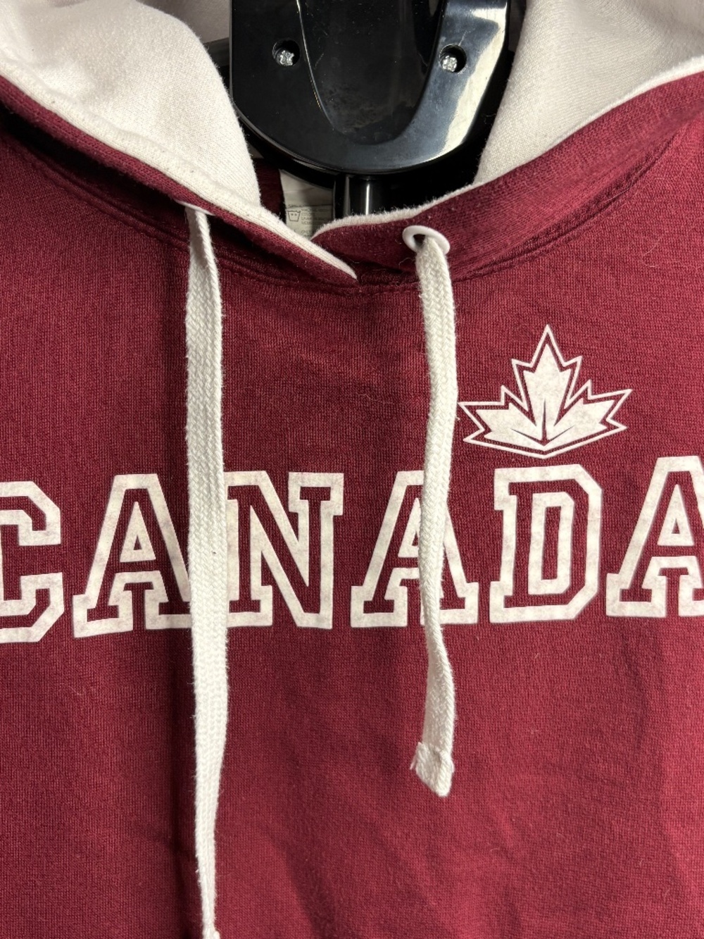 Ideal Canada Hoodie Size S  Maroon Pullover Sweatshirt Kangaroo Pocket